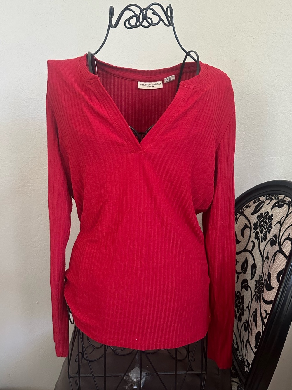Christian Siriano Red Ribbed V-Neck Long Sleeve Top